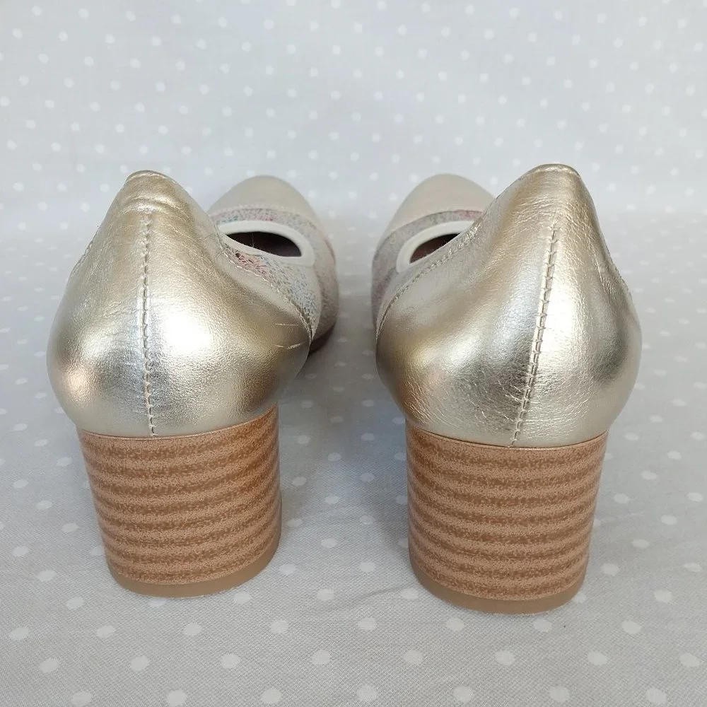 Pitillos Metallic Pale Gold Floral Mosaic Block Heel Cap Toe & Heel Pump NBOB